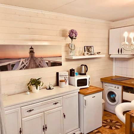 Cozy City Studio Apartment Free Parking タリン エクステリア 写真