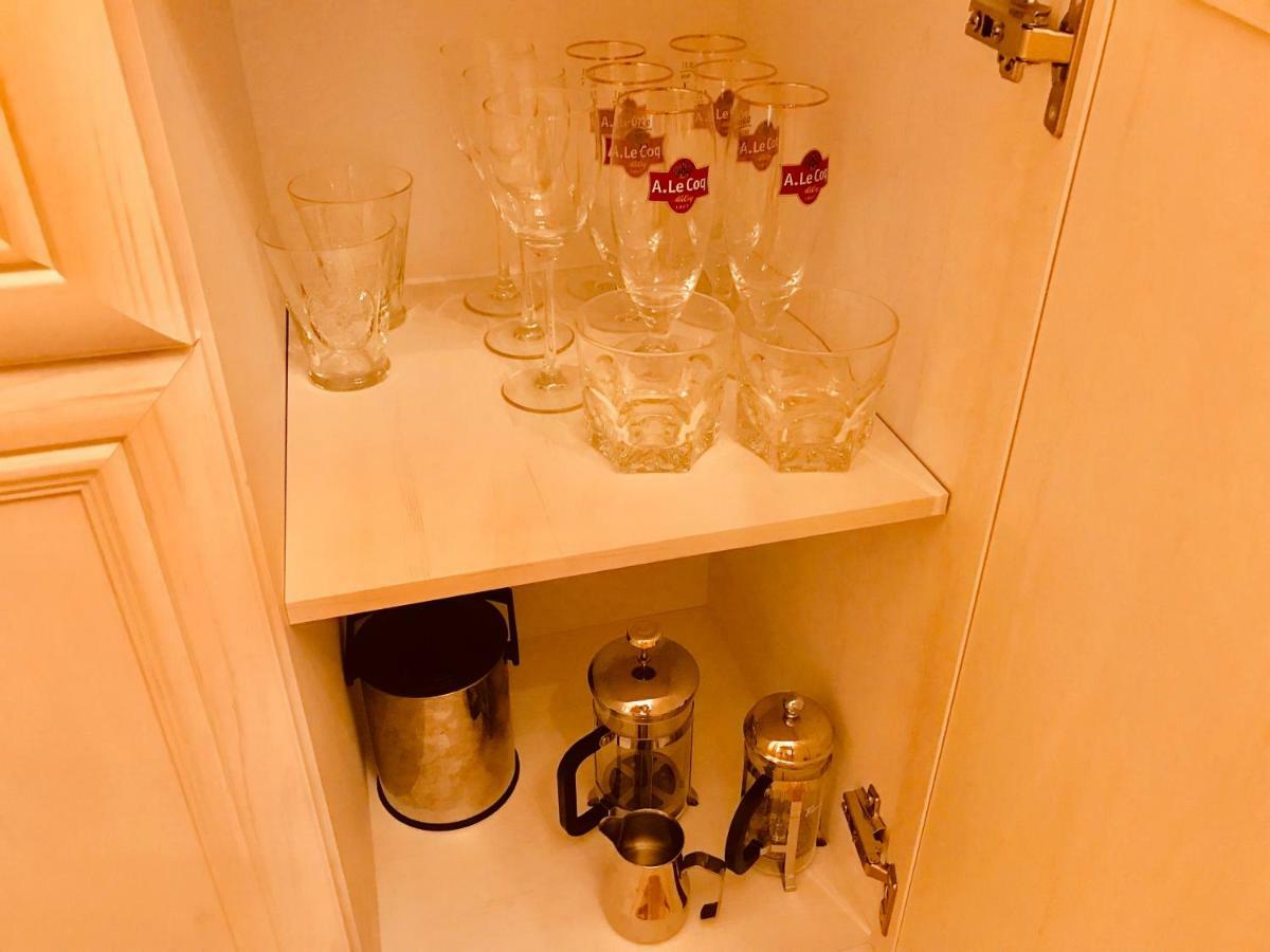 Cozy City Studio Apartment Free Parking タリン エクステリア 写真